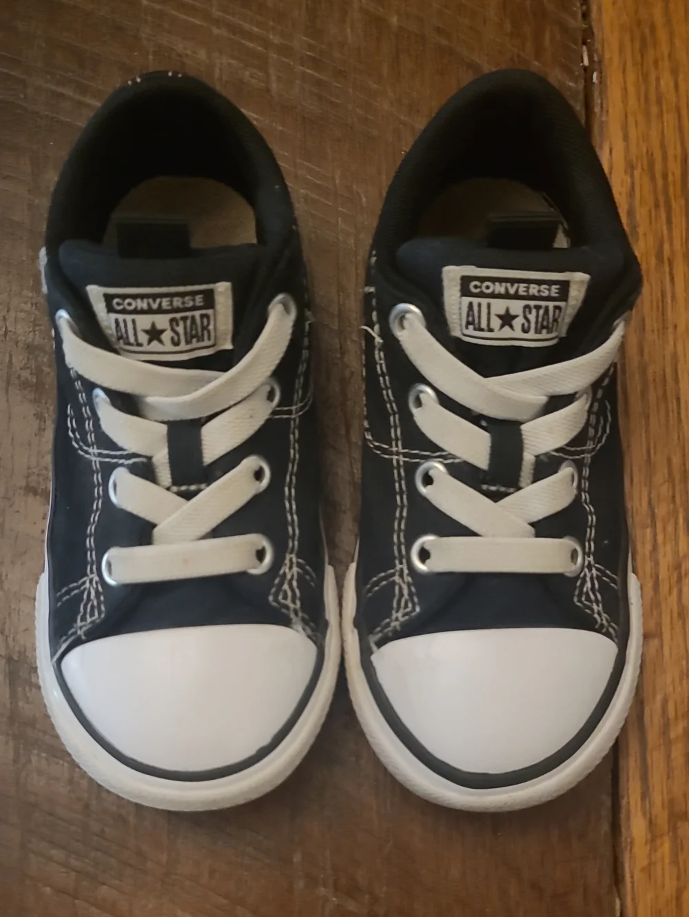 Converse Kids Low Top Sneakers in Black and White